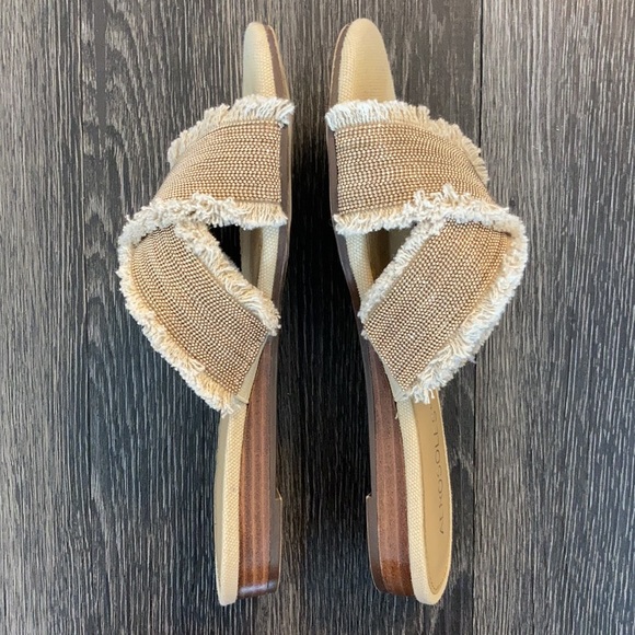 Aerosoles Summer Sandal - Picture 2 of 5